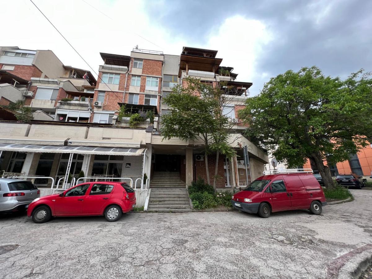 Midtown Apartment Kŭrdzhali 外观 照片